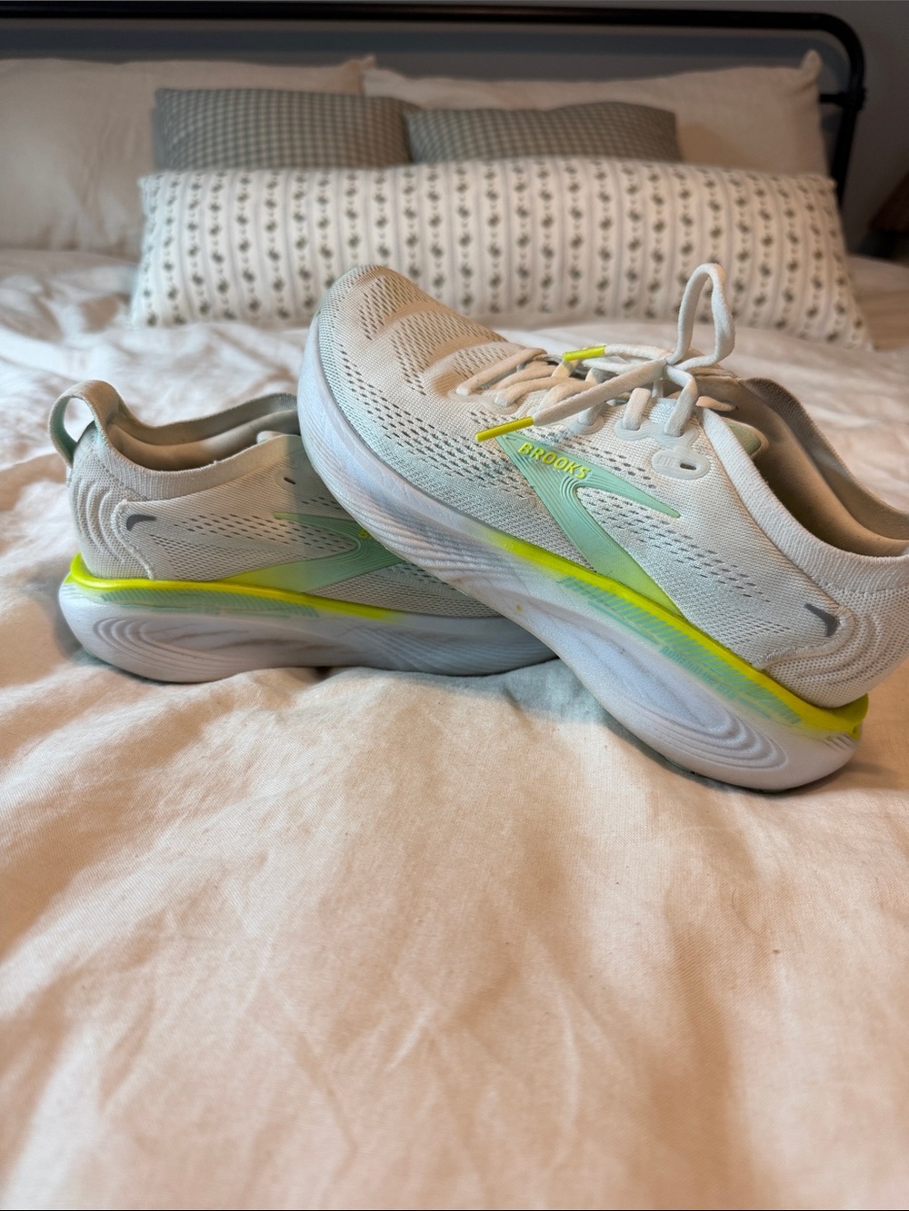 Brooks Adrenaline Running Sneakers